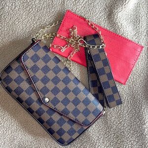 Chequered brown fashion bag